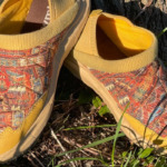 コスパ抜群「ワークマンのトレッドモックECO」を紹介！キャンプや車中泊に最適！