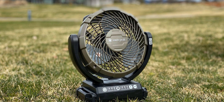 アウトドアにおすすめの充電式扇風機5選！コードレスでキャンプを快適 